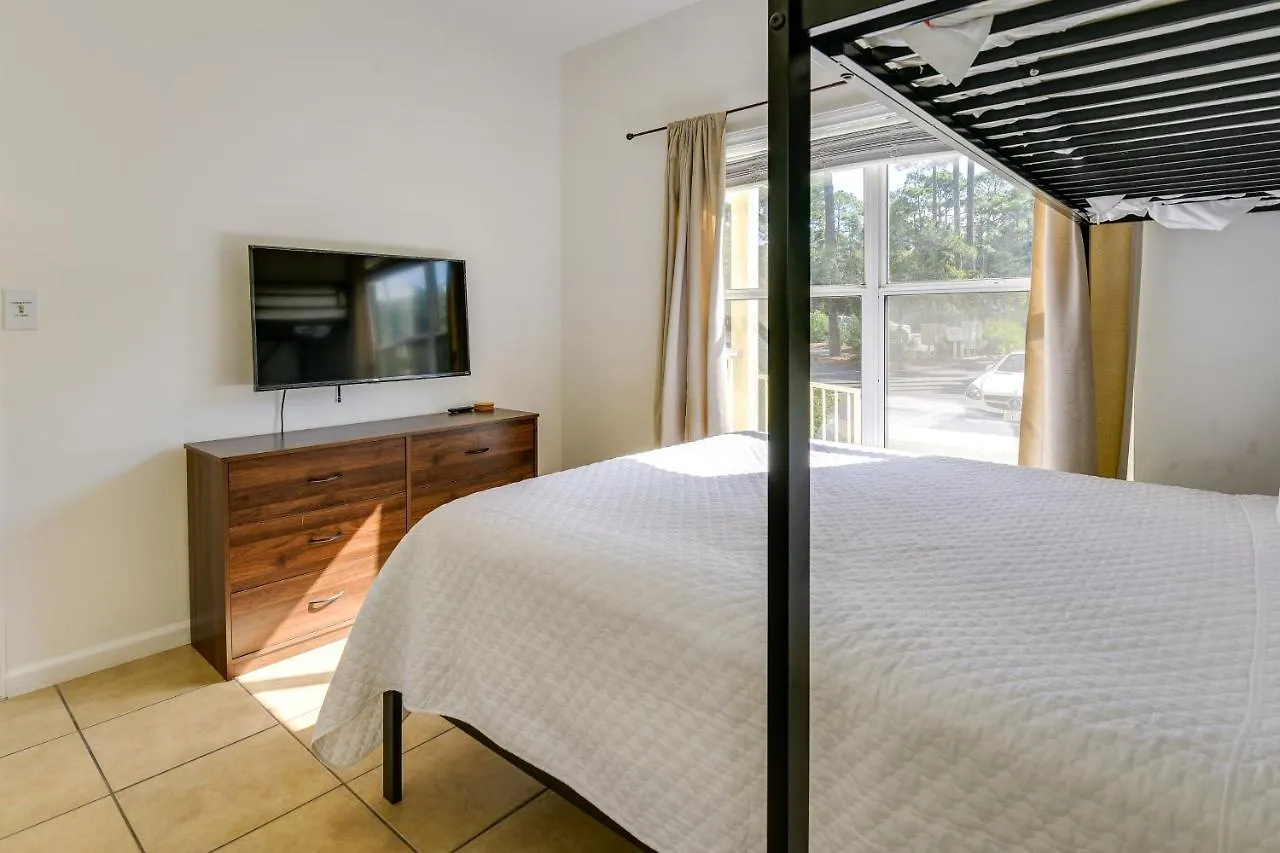 Apartment Prime Miramar Beach Getaway With Pool Access! Destin